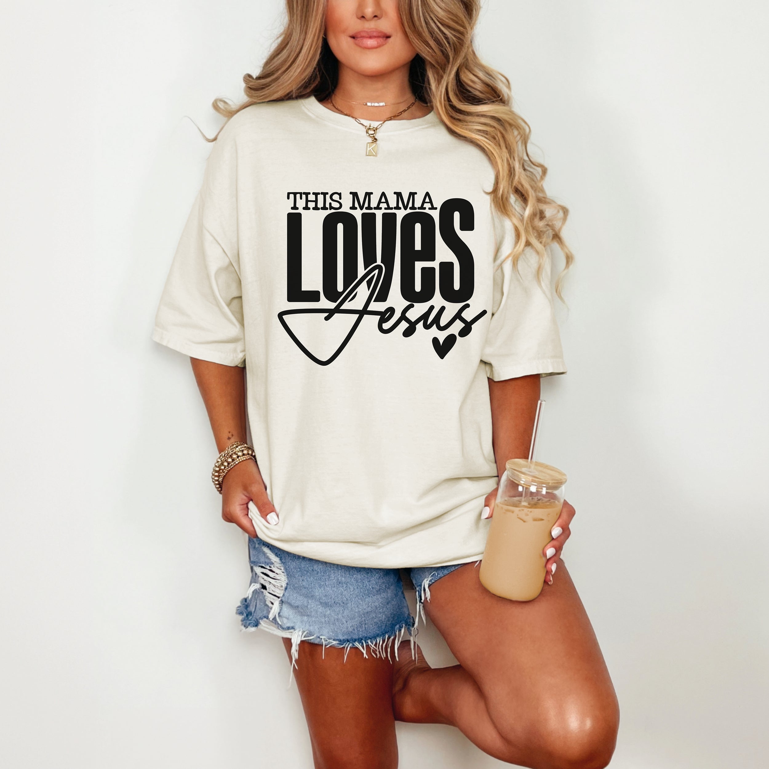 This Mama Loves Jesus – Christian Faith Tee