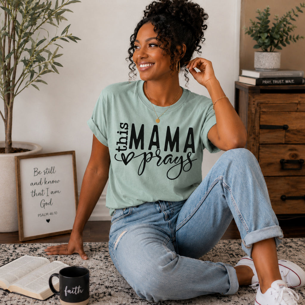 This Mama Prays – Christian Mom Tee